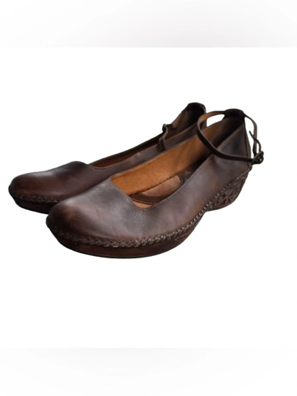 Clark’s Artisan Collection Brown Leather Mary Jane Wedge Classic Comfort